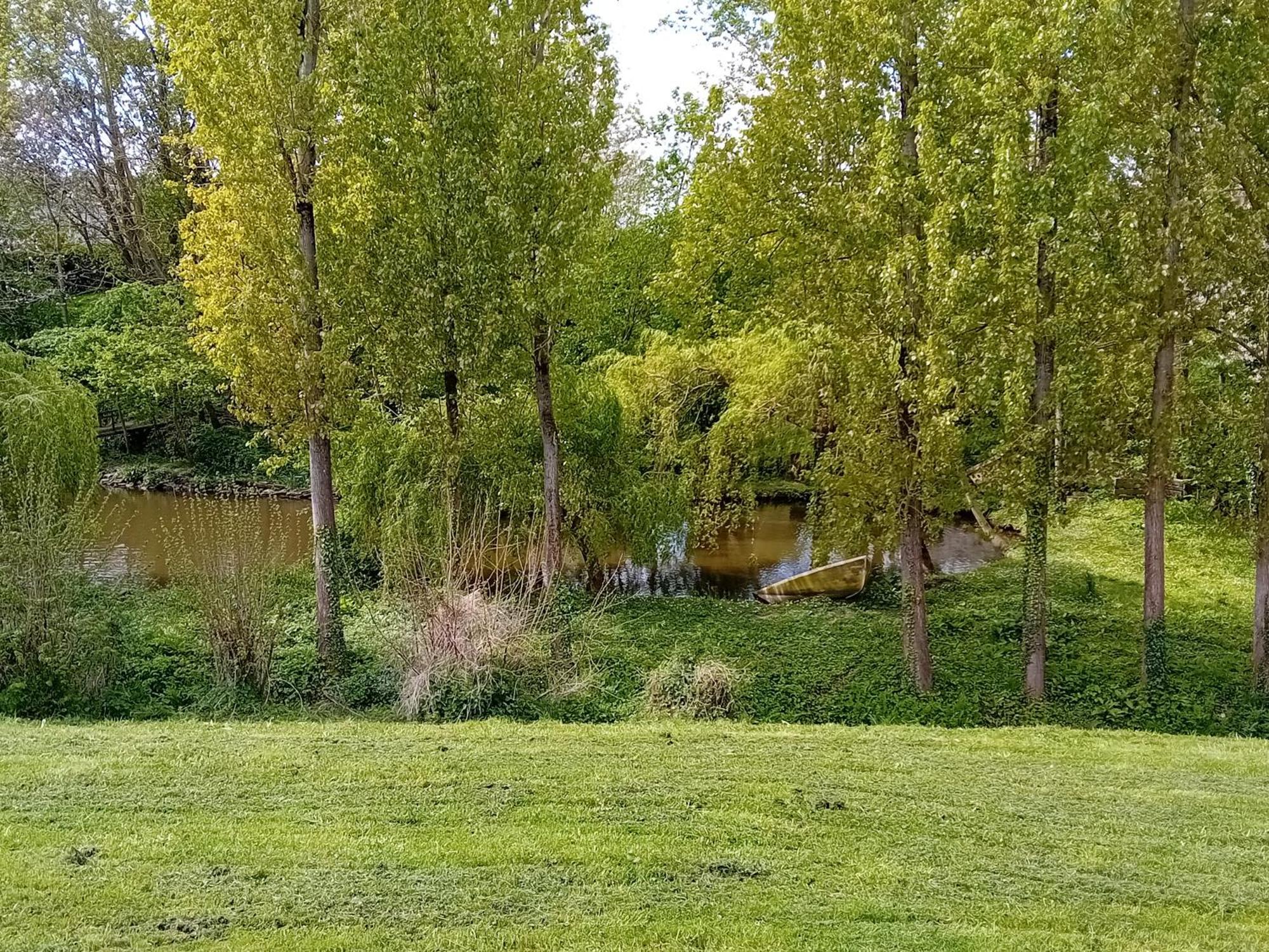 Maison Au Coeur De La Nature Cerisy-la-Foret Ngoại thất bức ảnh